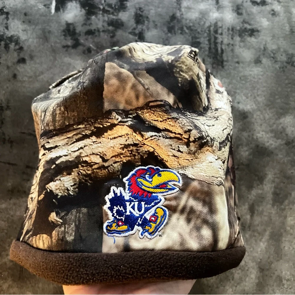 Camo hunting hat KU Jayhawks